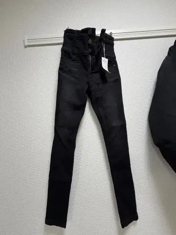 Emoda 블랙 스키니