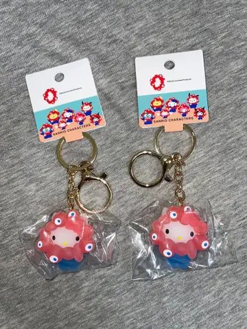 오사카 만박 산리오 미야쿠미야쿠 클리어 키링 키티&키티