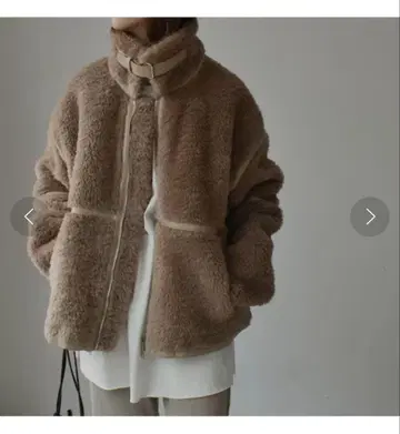 Lavish Gate 무스탕 코트