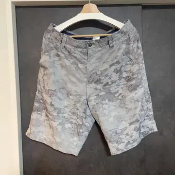 그레이 카모플라쥬 숏팬츠