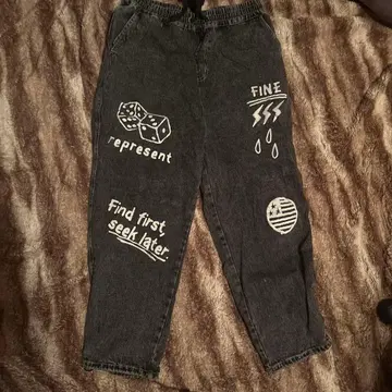 다크 그레이 그래픽 데님 팬츠