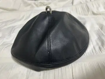 [ CA4LA ] 인조 가죽 베레모