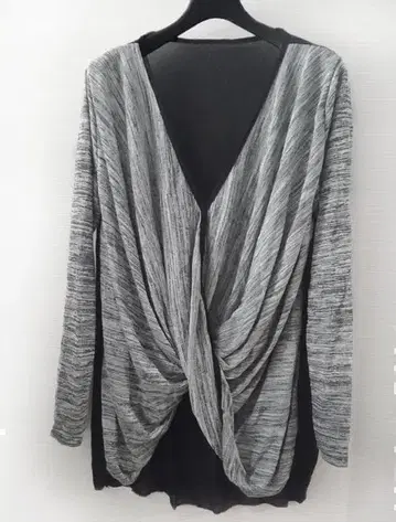 수입 이탈리아제 루즈핏 니트 x 쉬폰 상의 프리 사이즈