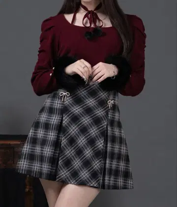 Palelfy 파르엘피 퍼 달린 리본 소매 컨셔스 니트 상하의 세트