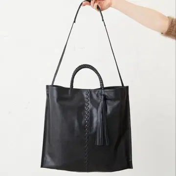 이아 파피요네 태슬 토트 앤 숄더백