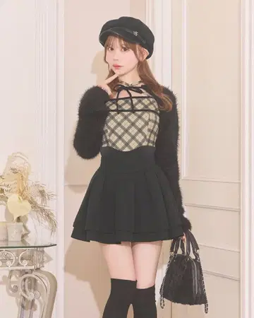 미셸 마카롱 슬림 레그 스커트 M 사이즈