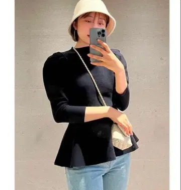 snidel Sustainable 페플럼 니트 풀오버 BLACK