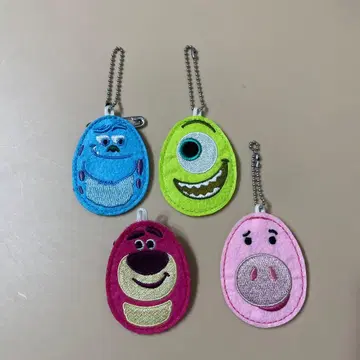디즈니 리조트 부활절 픽사 배지 키체인