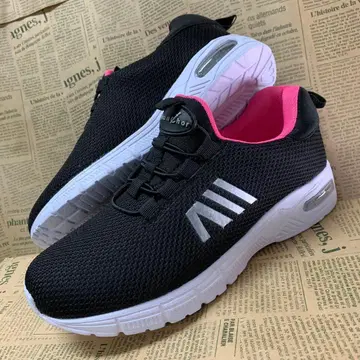 새상품 여성용 23.0cm 경량 통굽 에어 밑창 스니커즈 블랙 3906