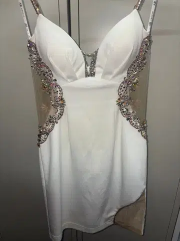 화이트 비쥬 타이트 드레스 AngelAR