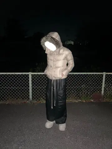 Y2K 퍼 달린 다운 자켓 헤이세이 갸루 남자 광택 짧은 기장 opium