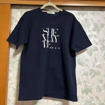 SHE tokyo T셔츠 네이비