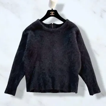 새상품급 Loungedress 라쿤 100% 복슬복슬 크루넥 니트 블랙