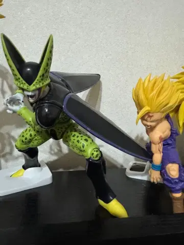 드래곤볼 액션 피규어 셀과 오반
