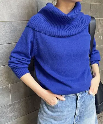 스픽 앤 스팬 23AW 오프숄더 니트 풀오버 블루