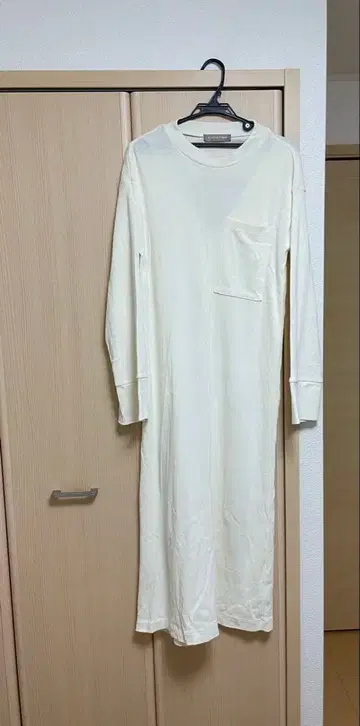 ALEXIA STAM 프론트 포켓 긴팔 원피스