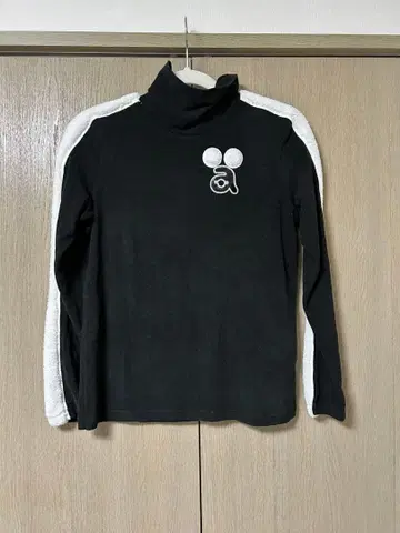 ARCHIVIO 알치비오 하이넥 긴팔 T셔츠 보아 라인 M