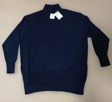 [택 포함 새상품] OPAQUE CLIP 터틀넥 니트 네이비