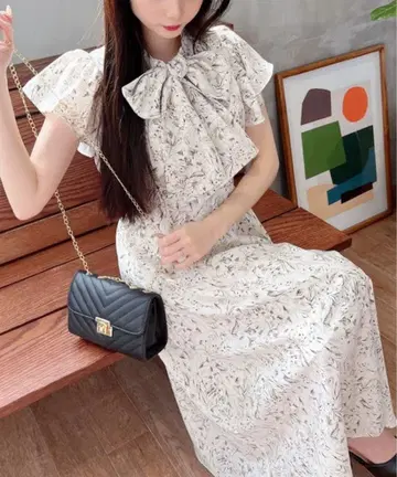 [ 택 포함 새상품 ] MIIA 보타이 플레어 원피스