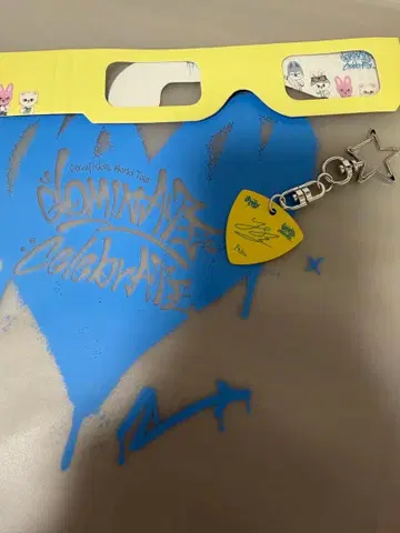 스키즈 DOMINATE stayzone 피크 키링 필릭스