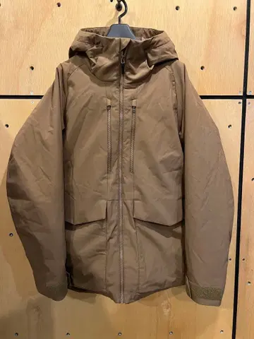 UNIQLO M 브라운 프리미엄 다운 자켓