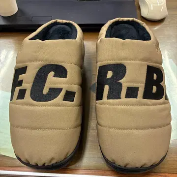 FCRB 베이지 사보 샌들