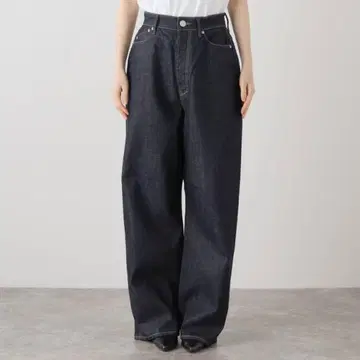 야누크 JOAN 조앤 루즈 스트레이트 인디고 22 데님 팬츠