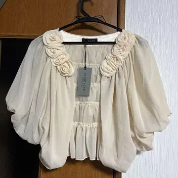 풀뷰 아이보리 플라워 모티브 가디건 볼레로