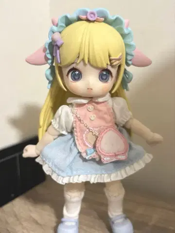 양과 복숭아 모티브 블라인드 인형