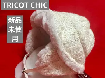 미사용 TRICOT CHIC 화이트 퍼 귀도리 포함 택 포함 58