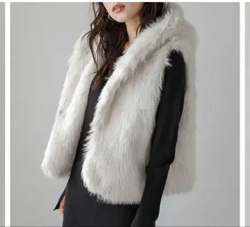 AMELY 퍼 베스트 택 포함 새상품