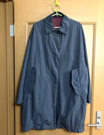 +J 유니클로 오버 사이즈 라이트 코트 M 사이즈 스텐 칼라