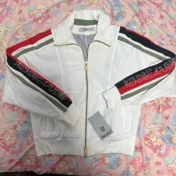 러셀 화이트 스트라이프 디자인 점퍼 사이즈 1