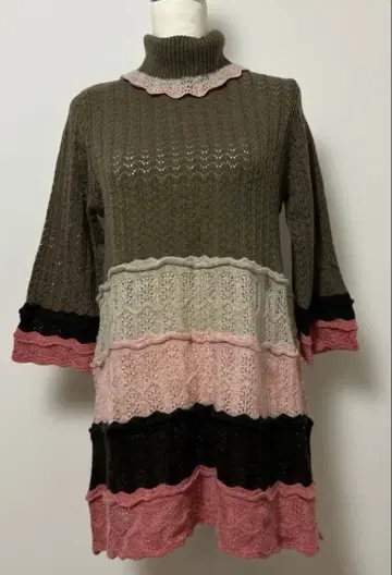 모리걸 Coquette 멀티 컬러 터틀넥 니트 튜닉