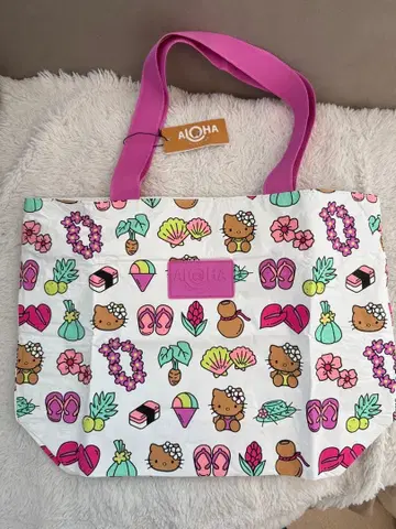알로하 컬렉션 x 헬로키티 콜라보 토트