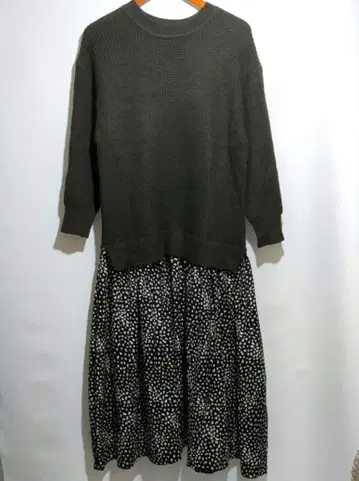 로페피크닉 WEB 한정 상품 도킹 원피스 레오파드 무늬