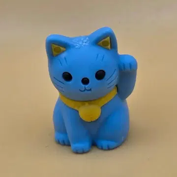 파랑 고양이 피규어