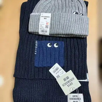 UNIQLO 히트텍 ANYA HINDMARCH 머플러, 모자 세트