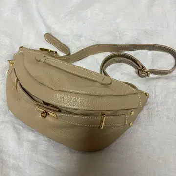 AULENTTI 오우렌티 가죽 바디백