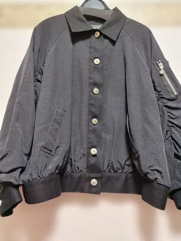 블랙 버튼 자켓