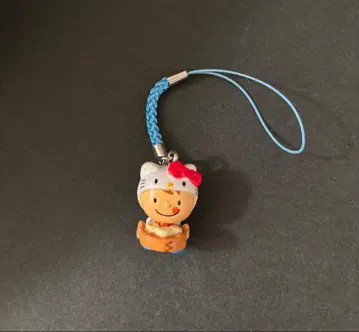 헬로키티 스트랩 포함 피규어