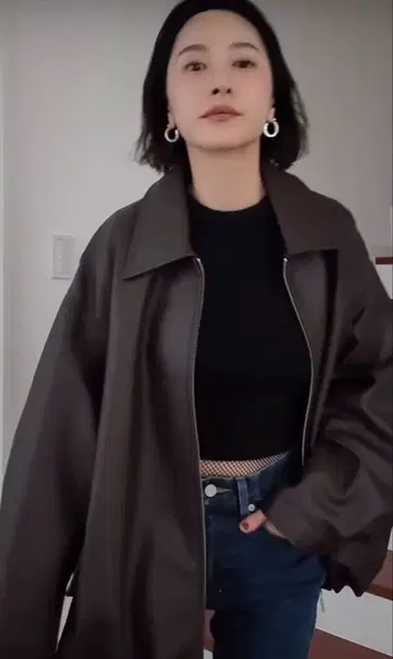 CLANE 페이크 레더 벌룬 재킷 브라운 1