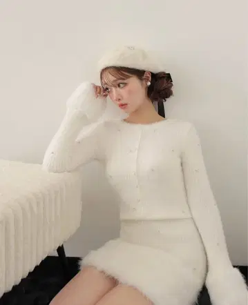 엠미에메 비쥬 퍼 니트 원피스