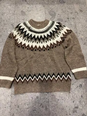 iocus 노르딕 무늬 스웨터 긴팔 브라운 계열