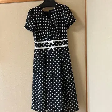 M'S GRACY 흑백 도트 반팔 원피스 40