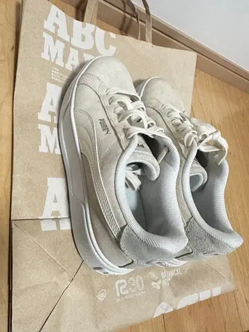 PUMA 통굽 스니커즈