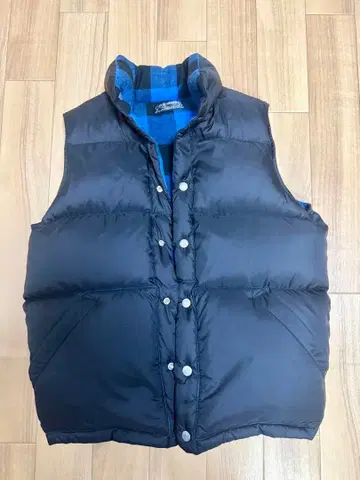 할리우드 런치 마켓 리버서블 다운 베스트