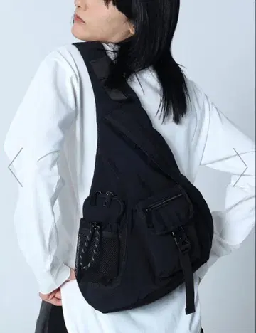 LASUD 원 숄더 슬링 바디백 블랙