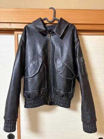 (완판템) 언더한크 초기 블랙 가죽 자켓