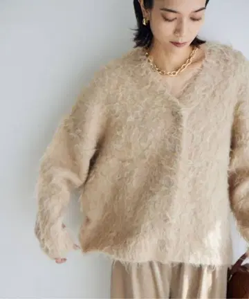 밴야드 스톰 플러피 샤기 니트 가디건